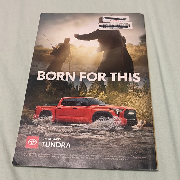 National Geographic Magazine June 2022 The Power of Touch - Picture 3 of 16